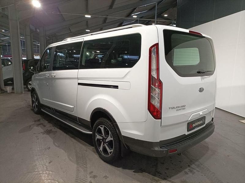 Gebraucht Ford Tourneo Active 131 PS (96 kW) 2022 Weiß Van / Kleinbus