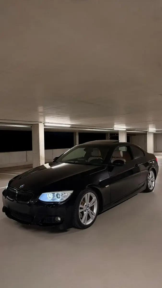 Gebraucht BMW 325 M Sport 197 PS (144 kW) 2008 Schwarz Coupé
