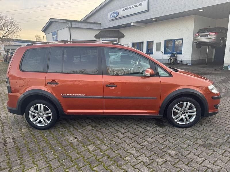 Gebraucht VW Touran Cross 170 PS (125 kW) 2007 Orange Van / Kleinbus