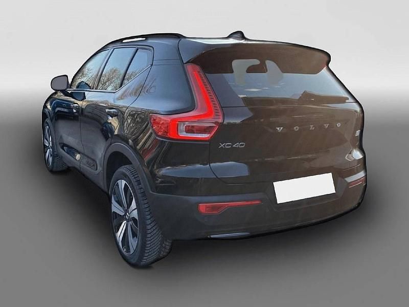 Gebraucht Volvo XC40 Core 169 kW (231 PS) 2022 Schwarz SUV