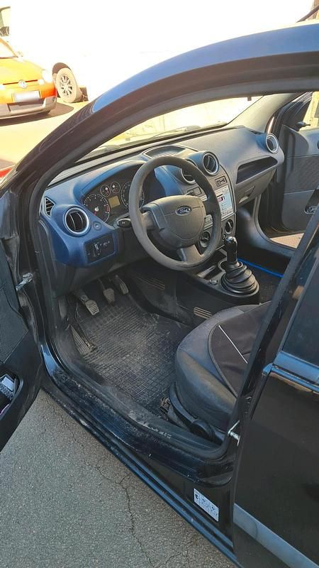 Gebraucht Ford Fiesta 70 PS (51 kW) 2006 Schwarz Kleinwagen