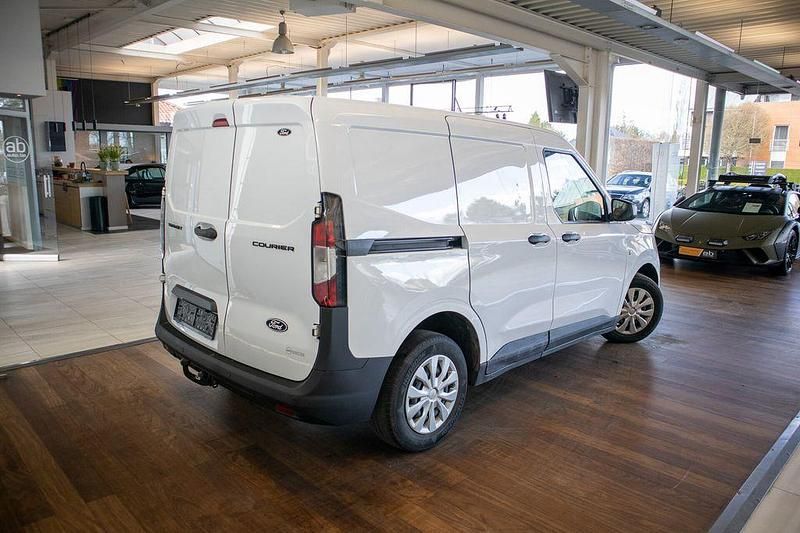 Gebraucht Ford Transit 125 PS (91 kW) 2024 Weiß Van / Kleinbus