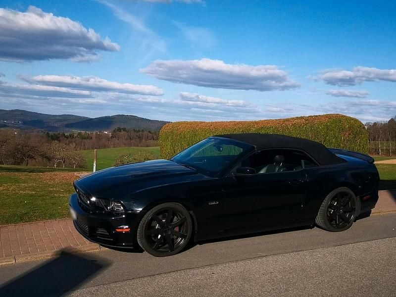 Gebraucht Ford Mustang GT 421 PS (309 kW) 2013 Schwarz Cabrio