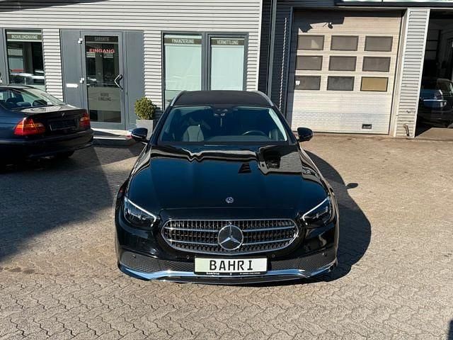 Gebraucht Mercedes E220 AMG 194 PS (142 kW) 2020 Schwarz Kombi