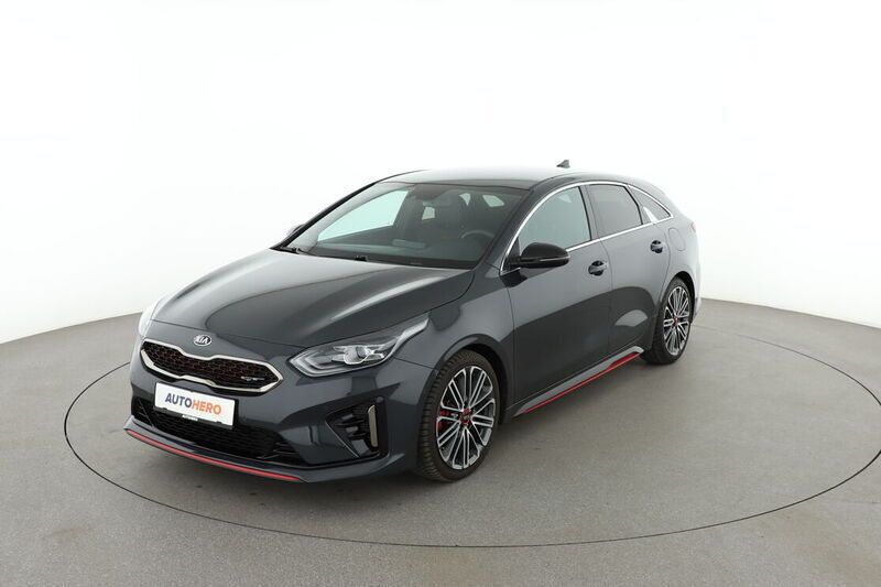 Grau Gebraucht 2020 Kia ProCeed Kleinwagen | 22.390 € (Fairer Preis) - Bild 1/4