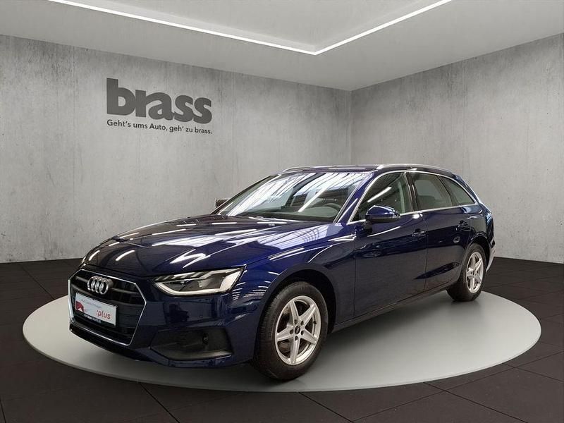 Gebraucht Audi A4 Basis 163 PS (119 kW) 2024 Navarrablau metallic Kombi