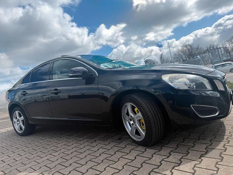 Second-hand Volvo S60 204 CP (150 kW) 2010 Berlinǎ