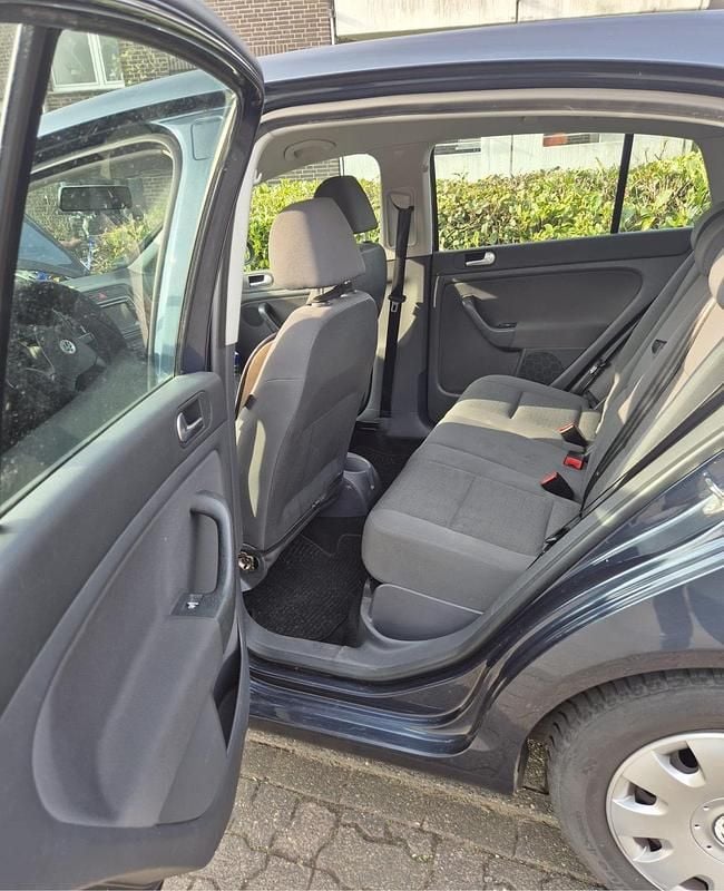 Gebraucht VW Golf IV 105 PS (77 kW) 2006 Blau Limousine