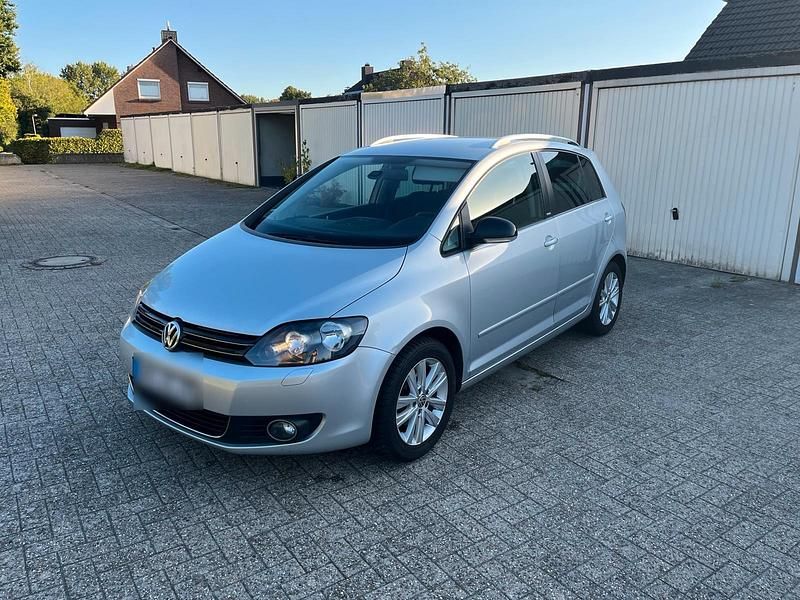 Silber Gebraucht 2011 VW Golf Plus Cross Style Van / Kleinbus | 2.990 € (Superpreis) - Bild 1/4