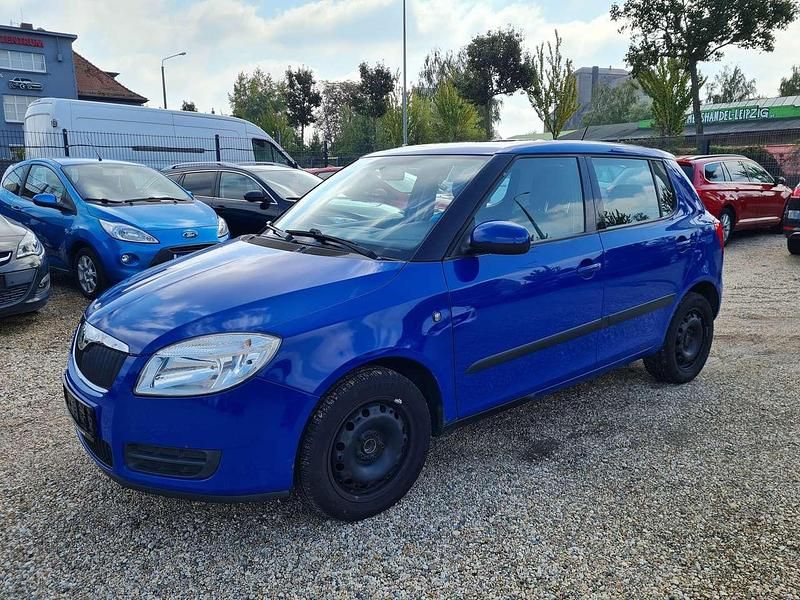 Dynamicblau Gebraucht 2008 Skoda Fabia Ambiente Kleinwagen | 2.990 € (Fairer Preis) - Bild 1/4