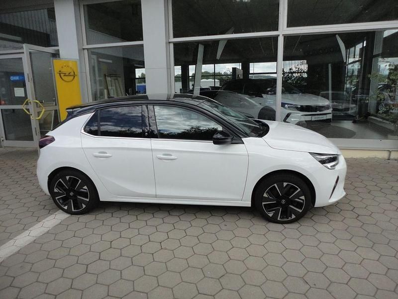 Gebraucht Opel Corsa-e Elegance 100 kW (136 PS) 2021 Weiss Kleinwagen
