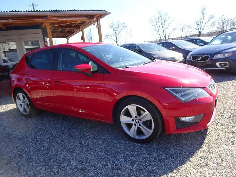 Gebraucht Seat Leon FR 140 PS (102 kW) 2013 Rojo emocion Limousine