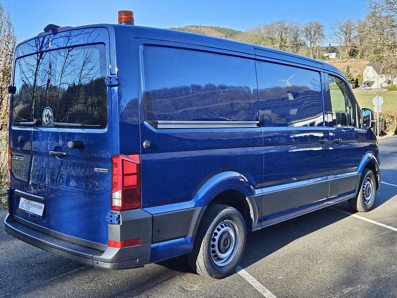Gebraucht VW Crafter 140 PS (102 kW) 2021 Blau Van