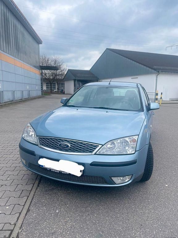 Gebraucht Ford Mondeo Trend 145 PS (106 kW) 2005 Blau Limousine