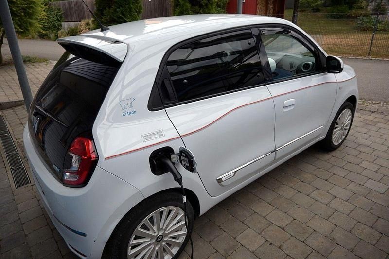 Weiß Gebraucht 2021 Renault Twingo Vibes Kleinwagen | 11.111 € (Guter Preis) - Bild 1/4