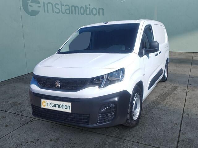 Gebraucht Peugeot Partner 99 PS (72 kW) 2020 Weiß Van / Kleinbus