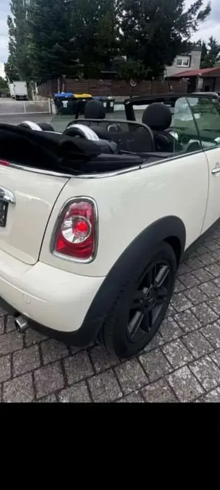 Gebraucht Mini One Cabriolet 98 PS (72 kW) 2011 Cabrio
