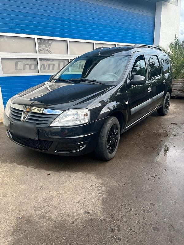 Schwarz Gebraucht 2012 Dacia Logan MCV Van / Kleinbus | 3.500 € (Fairer Preis) - Bild 1/4