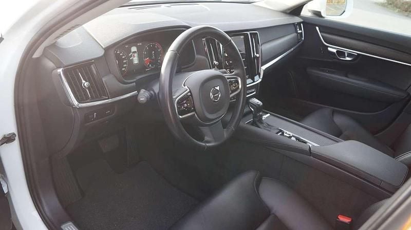 Gebraucht Volvo V90 CC 254 PS (186 kW) 2017 Weiß Kombi