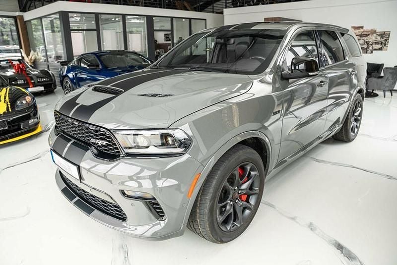 Grau Gebraucht 2020 Dodge Durango SUV | 56.999 € - Bild 1/4