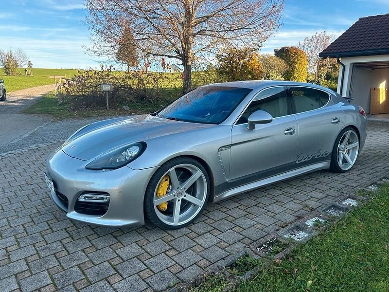 Silber Gebraucht 2011 Porsche Panamera Turbo Limousine | 34.900 € (Teuer) - Bild 1/4