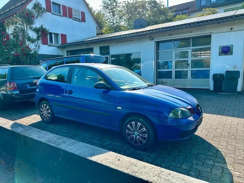 Blau Gebraucht 2003 Seat Ibiza Kleinwagen | 1.900 € (Fairer Preis) - Bild 1/4