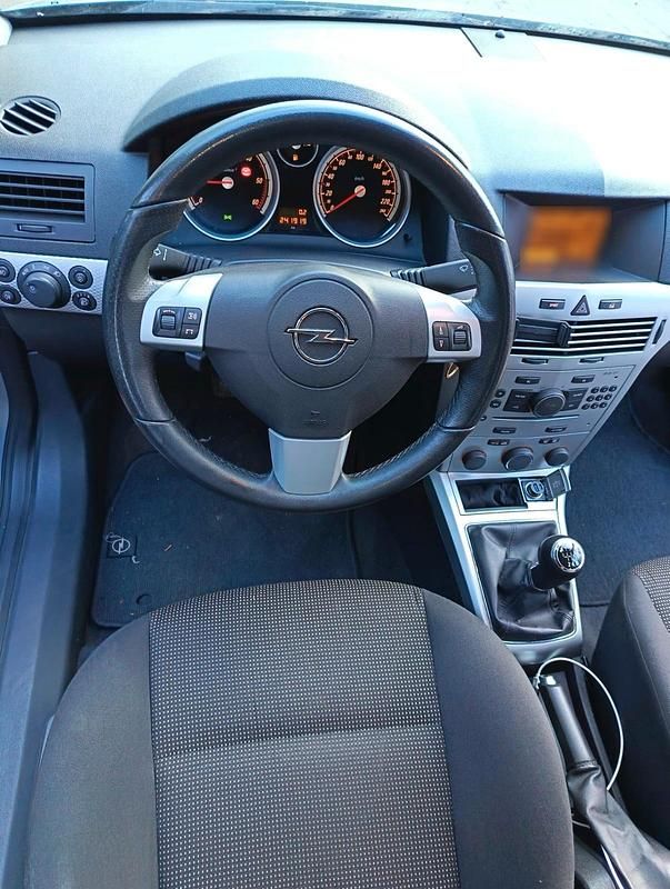 Usata Opel Astra 2009 Argento Station wagon