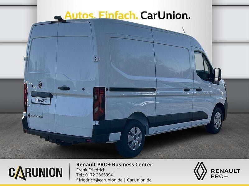 Nowe Renault Master 131 KM (96 kW) 2026 Biały Minivan