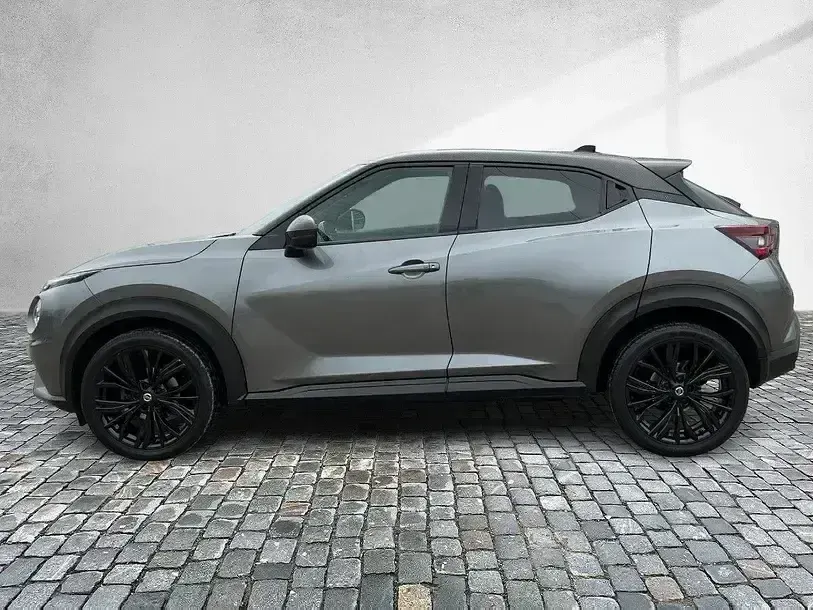 Gebraucht Nissan Juke Enigma 114 PS (83 kW) 2022 Dark grey / black metallic SUV