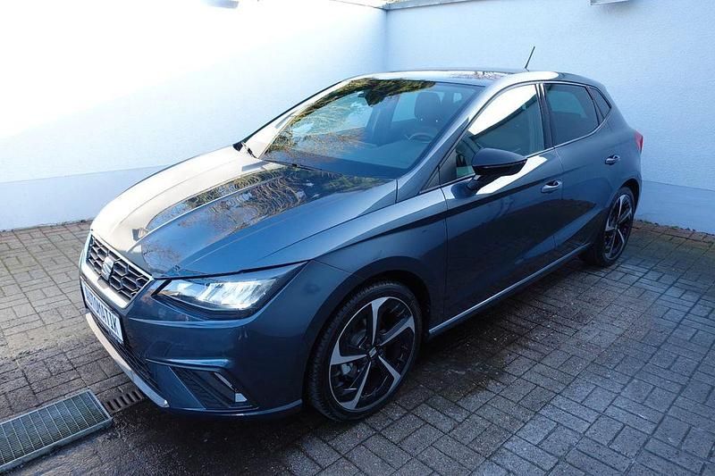Gebraucht Seat Ibiza FR 150 PS (110 kW) 2025 Grau Limousine