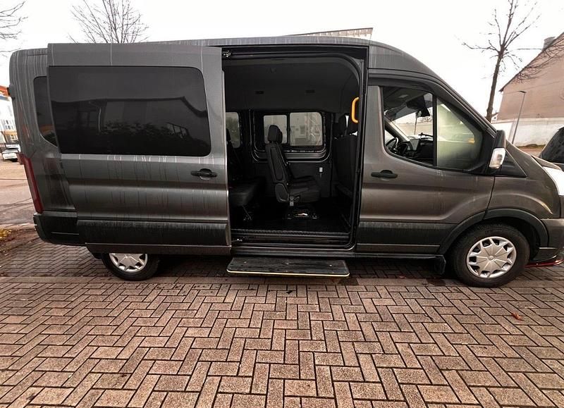 Gebraucht Ford Transit 130 PS (95 kW) 2020 Grau Van / Kleinbus