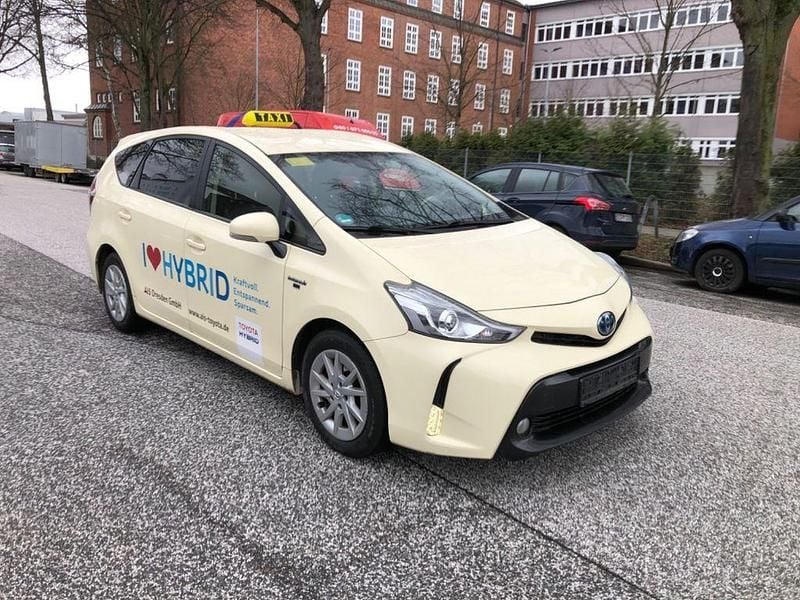 Gebraucht Toyota Prius+ 99 PS (72 kW) 2020 Weiß Van / Kleinbus