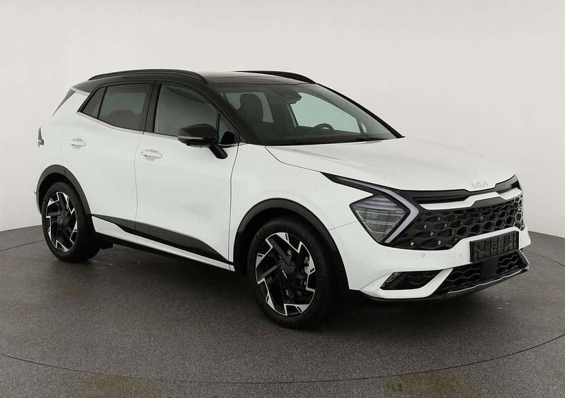 Deluxe weiß metallic Gebraucht 2024 Kia Sportage GT-Line SUV | 36.835 € (Fairer Preis) - Bild 1/4