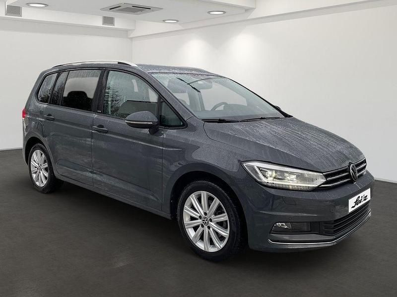 Gebraucht VW Touran Move 122 PS (89 kW) 2024 Grau Van / Kleinbus