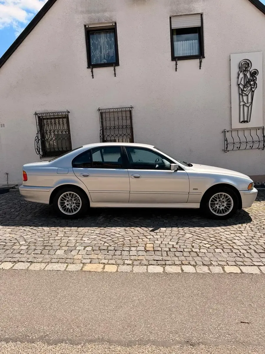 Gebraucht BMW 520 170 PS (125 kW) 2001 Limousine