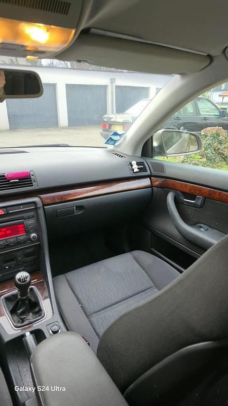 Gebraucht Audi A4 131 PS (96 kW) 2008 Gold Limousine