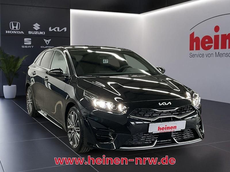 Neu Kia ProCeed GT-Line 140 PS (102 kW) 2025 Schwarz Kleinwagen