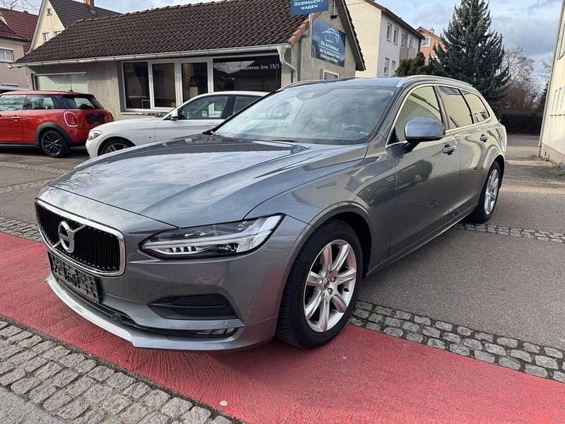 Gebraucht Volvo V90 Momentum 190 PS (139 kW) 2018 Grau Kombi