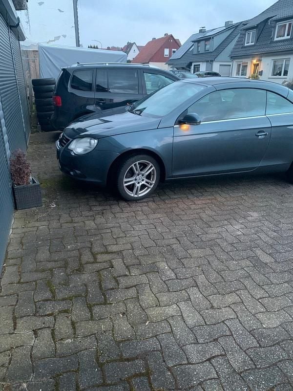 Gebraucht VW Eos 140 PS (102 kW) 2008 Rot Cabrio