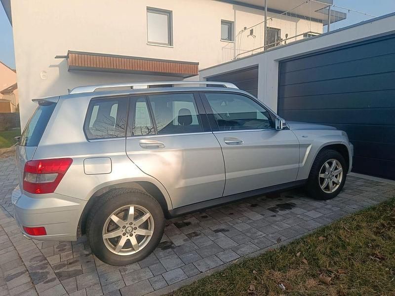 Gebraucht Mercedes GLK250 204 PS (150 kW) 2010 Silber SUV