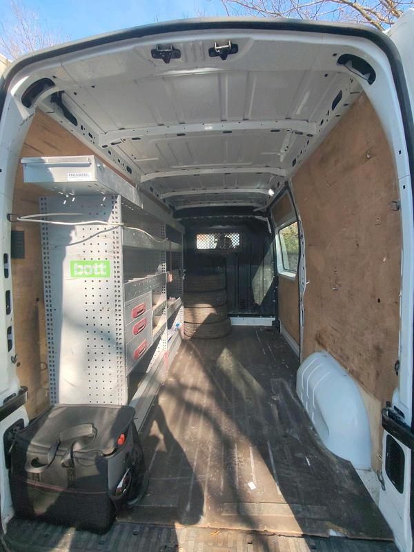 Gebraucht Renault Master 130 PS (95 kW) 2017 Weiß Van / Kleinbus