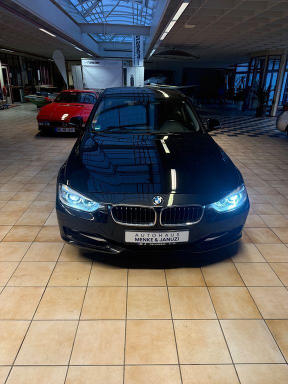 Schwarz Gebraucht 2013 BMW 320 Sport Line Limousine | 9.890 € (Fairer Preis) - Bild 1/4
