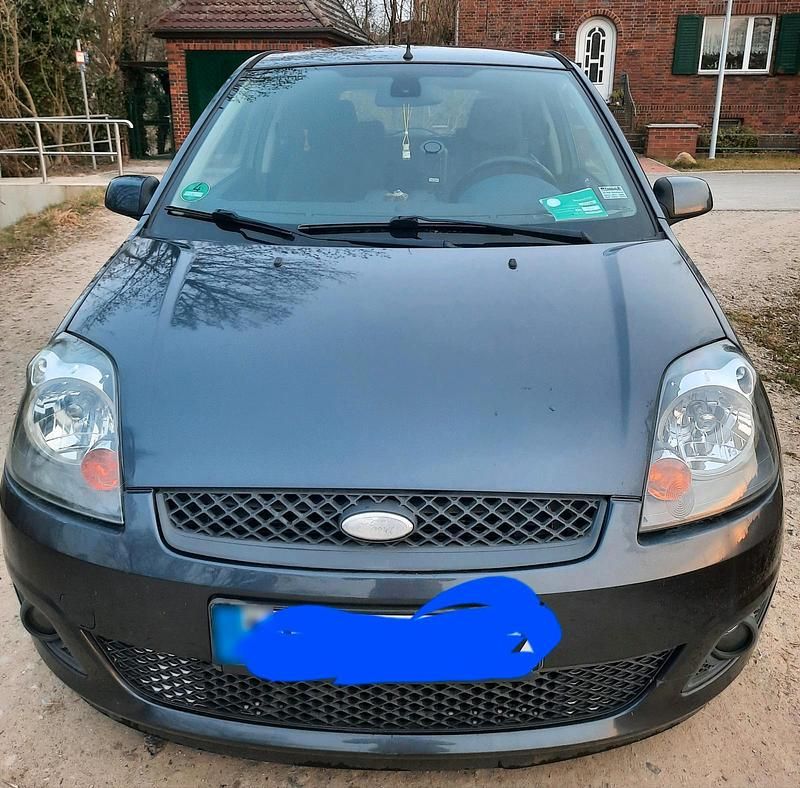 Gebraucht Ford Fiesta 81 PS (59 kW) 2006 Kleinwagen