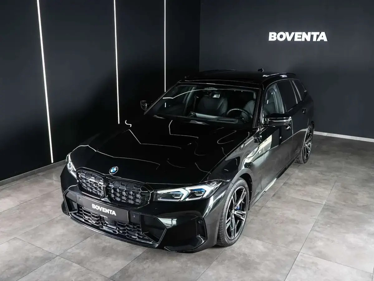 Gebraucht BMW M3 374 PS (275 kW) 2023 Black sapphire metallic Kombi
