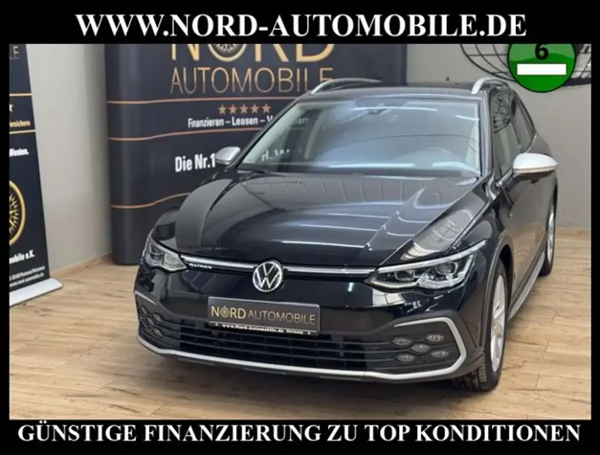 Gebraucht VW Golf Alltrack 200 PS (147 kW) 2022 Deep black perleffek (metallic) Kombi