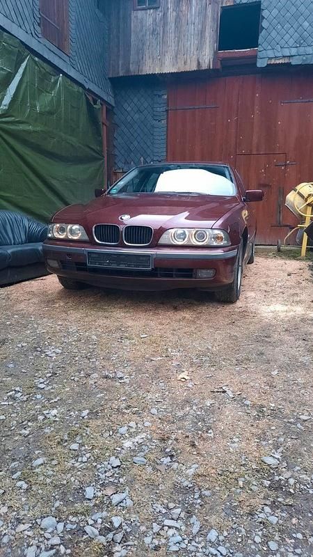 Brugt BMW 523 170 HK (125 kW) 2000 Rød Stationcar