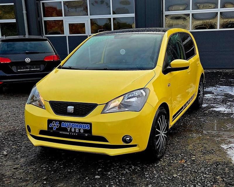Gebraucht Seat Mii Style 75 PS (55 kW) 2012 Sunflower yellow Kleinwagen