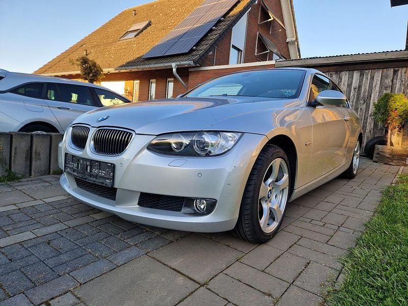 Usata BMW 325 218 CV (160 kW) 2007 Argento Coupé