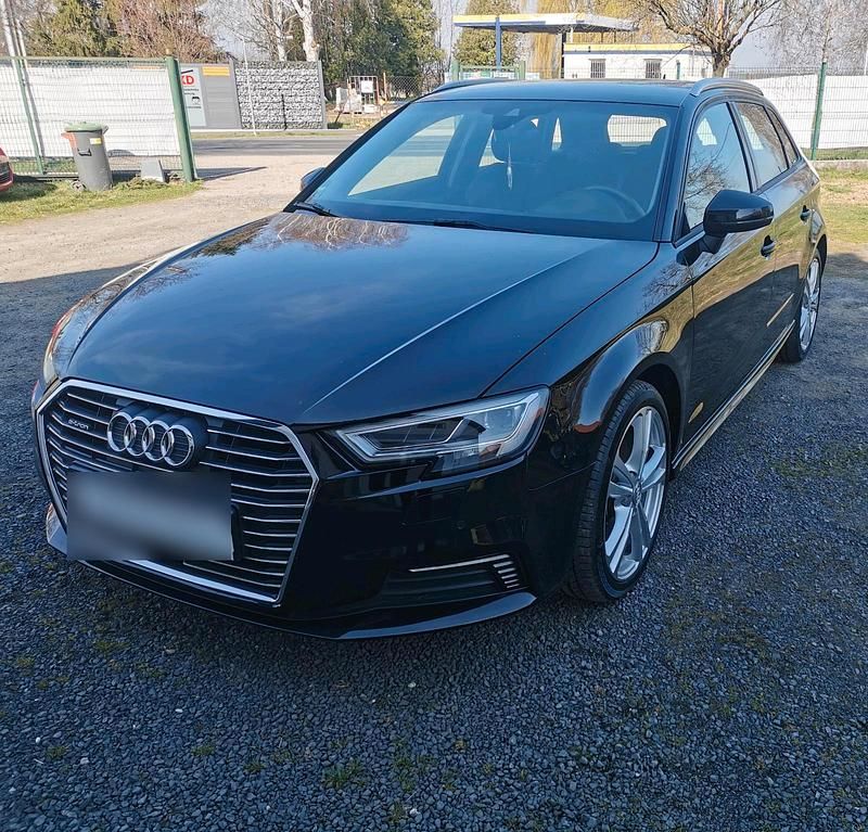 Gebraucht Audi A3 e-tron 150 PS (110 kW) 2020 Kleinwagen