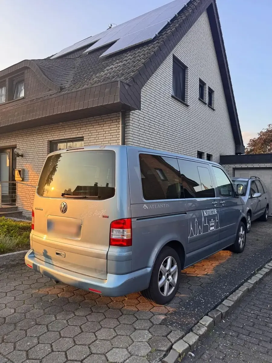 Gebraucht VW T5 174 PS (127 kW) 2007 Blau Van